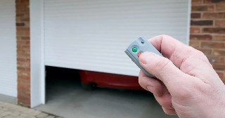Купить автоматику для рулонных ворот Верхний Уфалей, цена от 2725 руб.