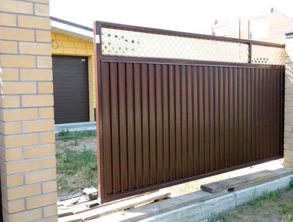 Эстетика и Надежность: Ворота Grand Line для Вашего Дома в Верхнем Уфалее от 36806 руб