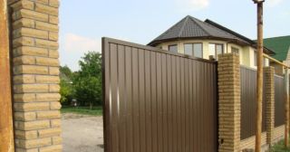 Купить откатные ворота из профнастила Верхний Уфалей, цена от 1748 руб.