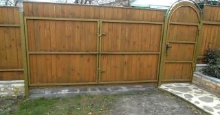 Купить распашные ворота деревянные Верхний Уфалей, цена от 2725 руб.